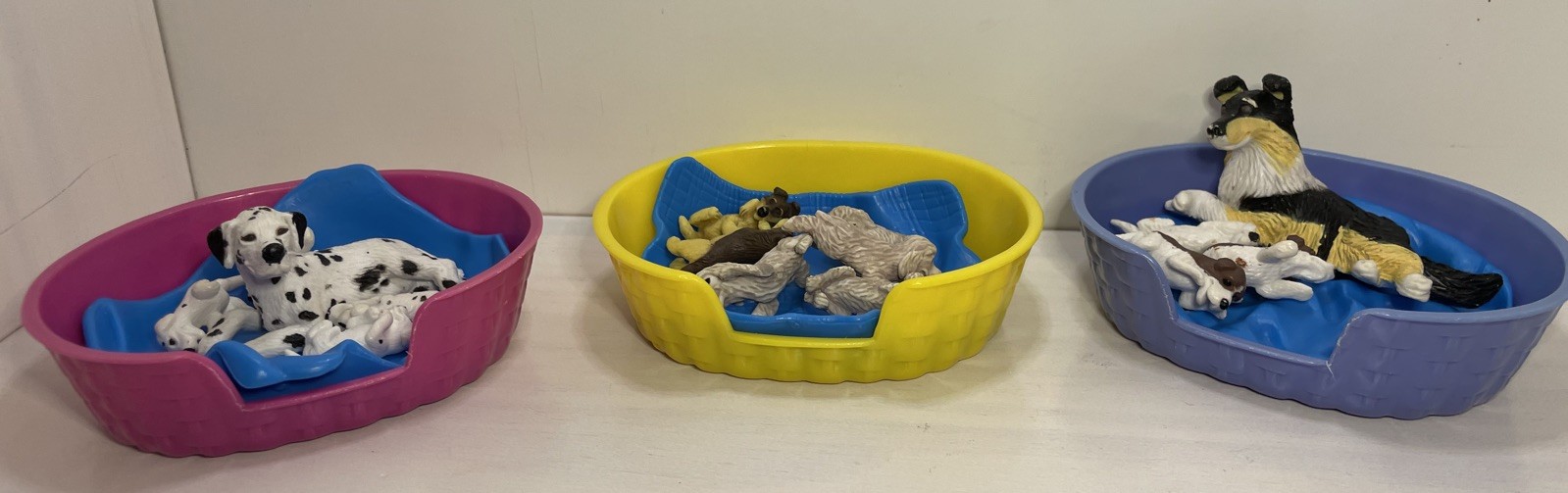 Vintage 1994 Puppy In My Pocket Lot with Puppies Family Hasbro 13 puppies