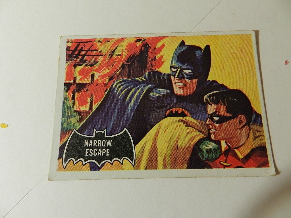 VINTAGE 1966 BATMAN & ROBIN TRADING CARD- “NARROW ESCAPE” NO. 21- ACTION HERO