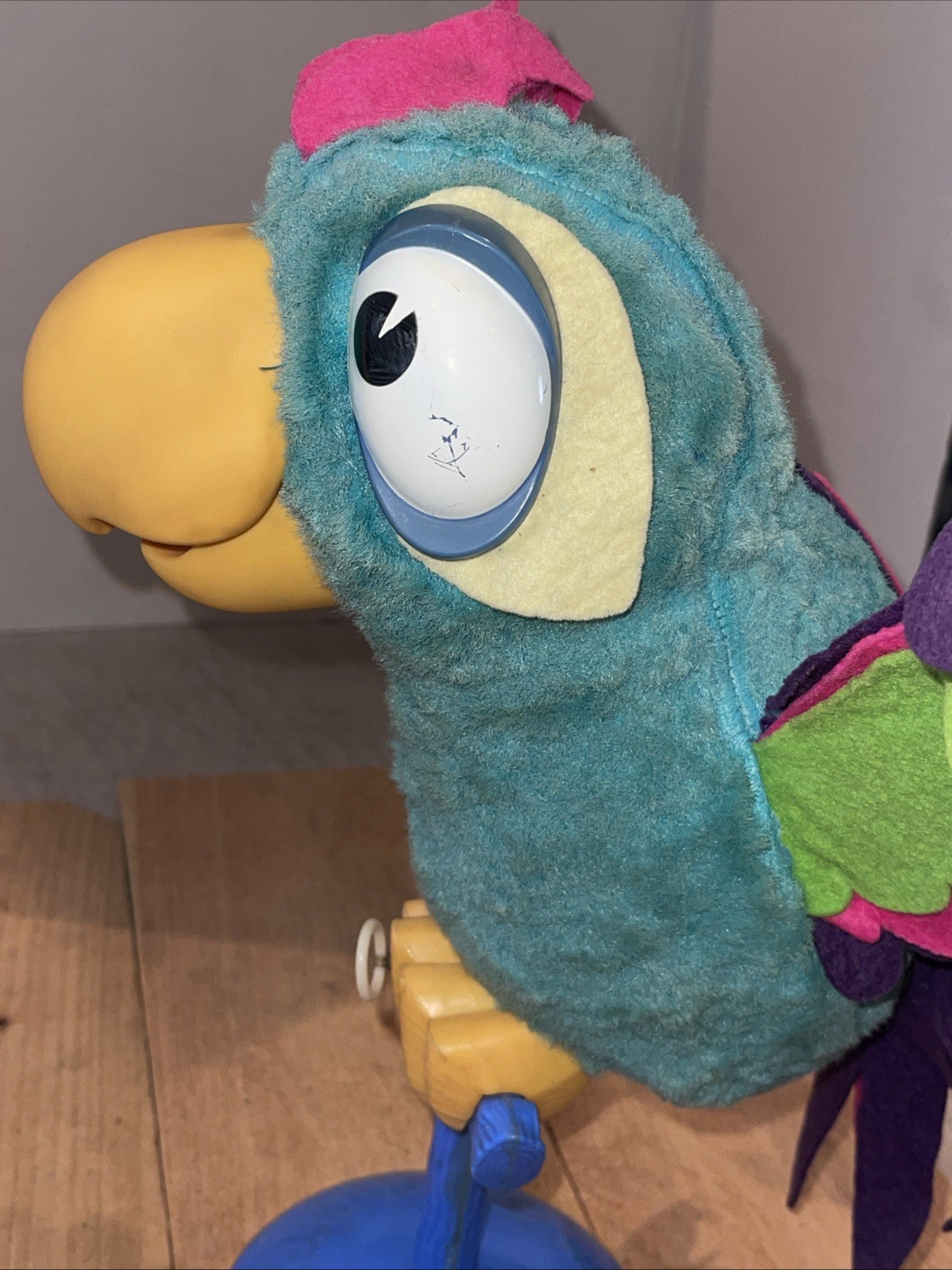 1964 Mattel Animal Yacker CRACKERS Talking Parrot Toy + Original Stand Hong Kong