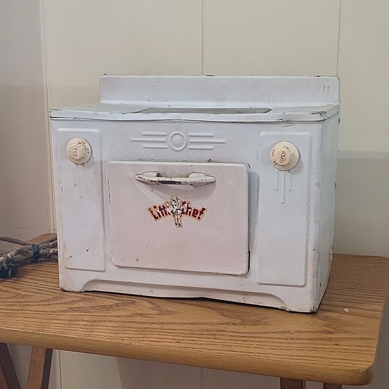 Little Chef Vintage Toy Electric Oven Tin Stove for Ages 4-7, 8-11 Years