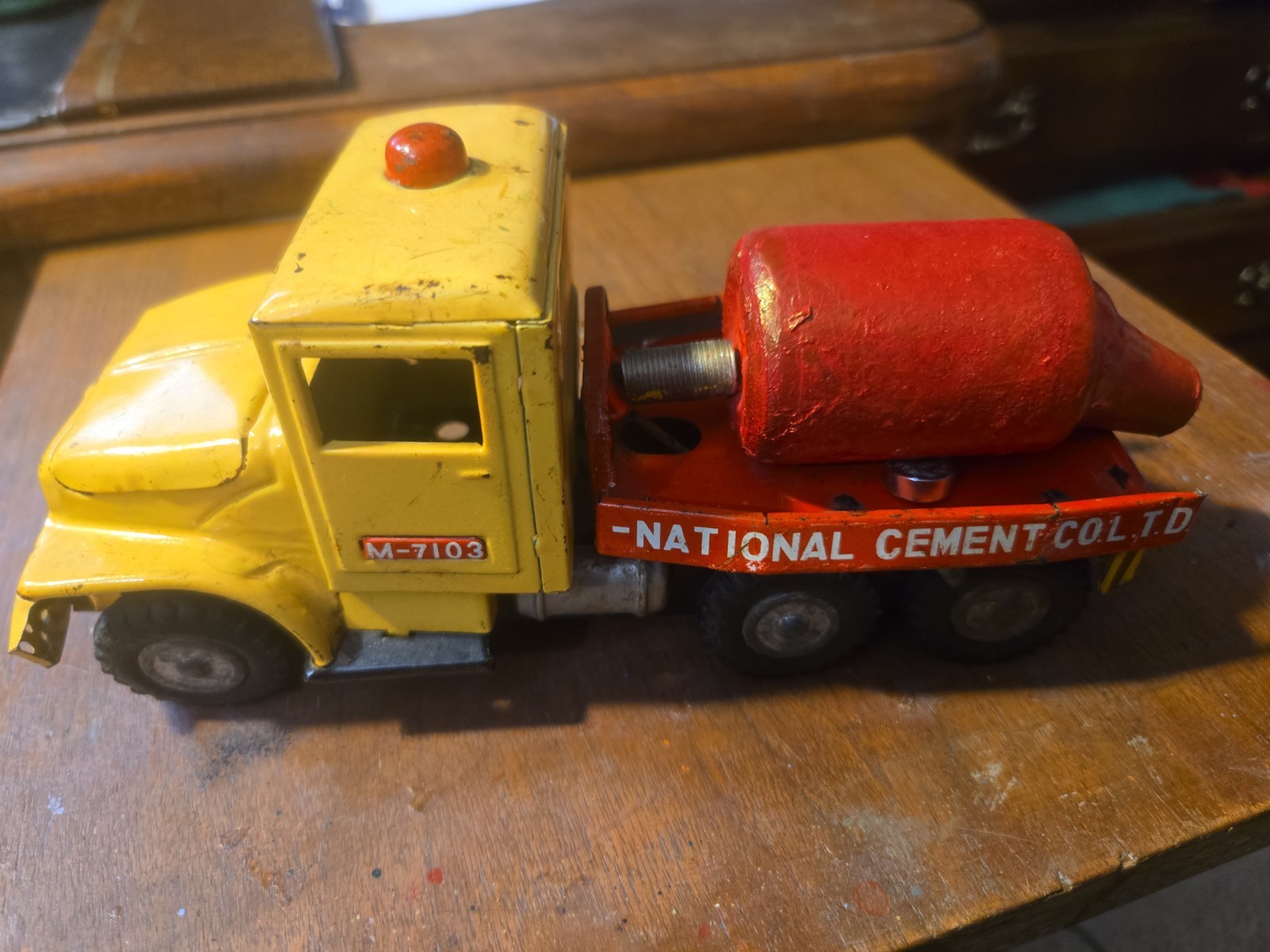 NATIONAL CEMENT CO. LTD CEMENT MIXER TRUCK TIN FRICTION TOY JAPAN custom