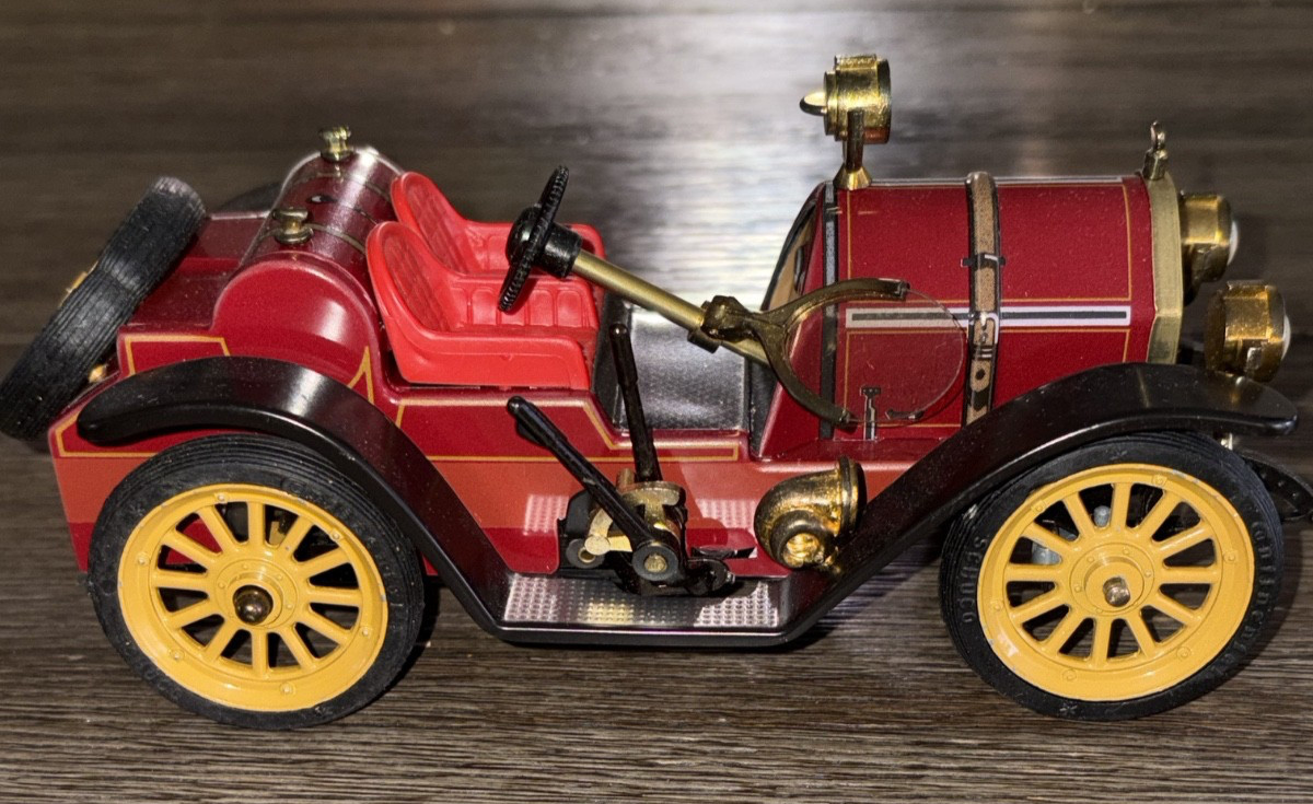 Schuco Mercer 1913 Type 35J 1225 Wind-Up Car Made in Western Germany