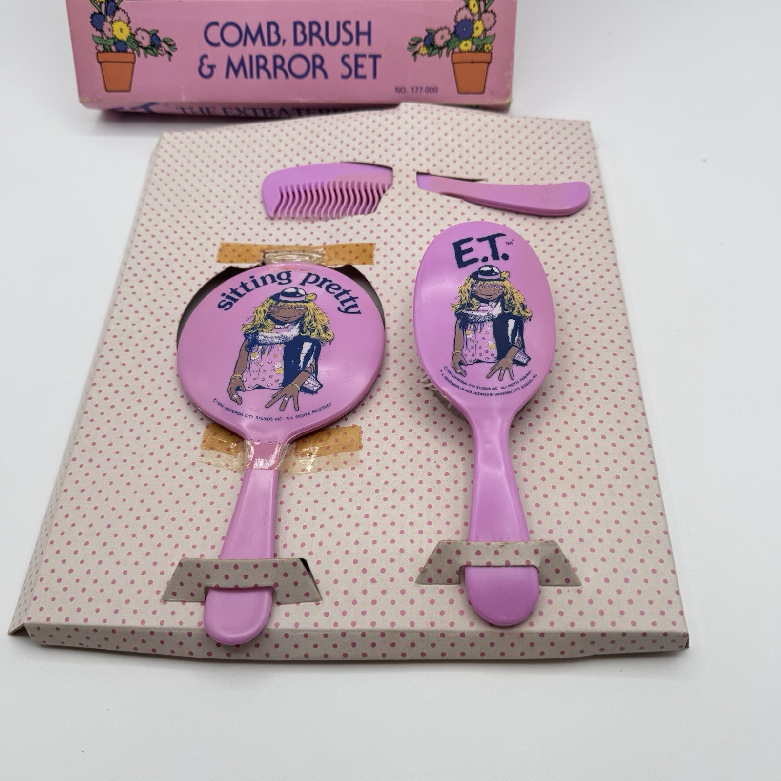 E.T. The Extraterrestrial Comb, Brush & Mirror Set in Box 1982 Universal Vintage