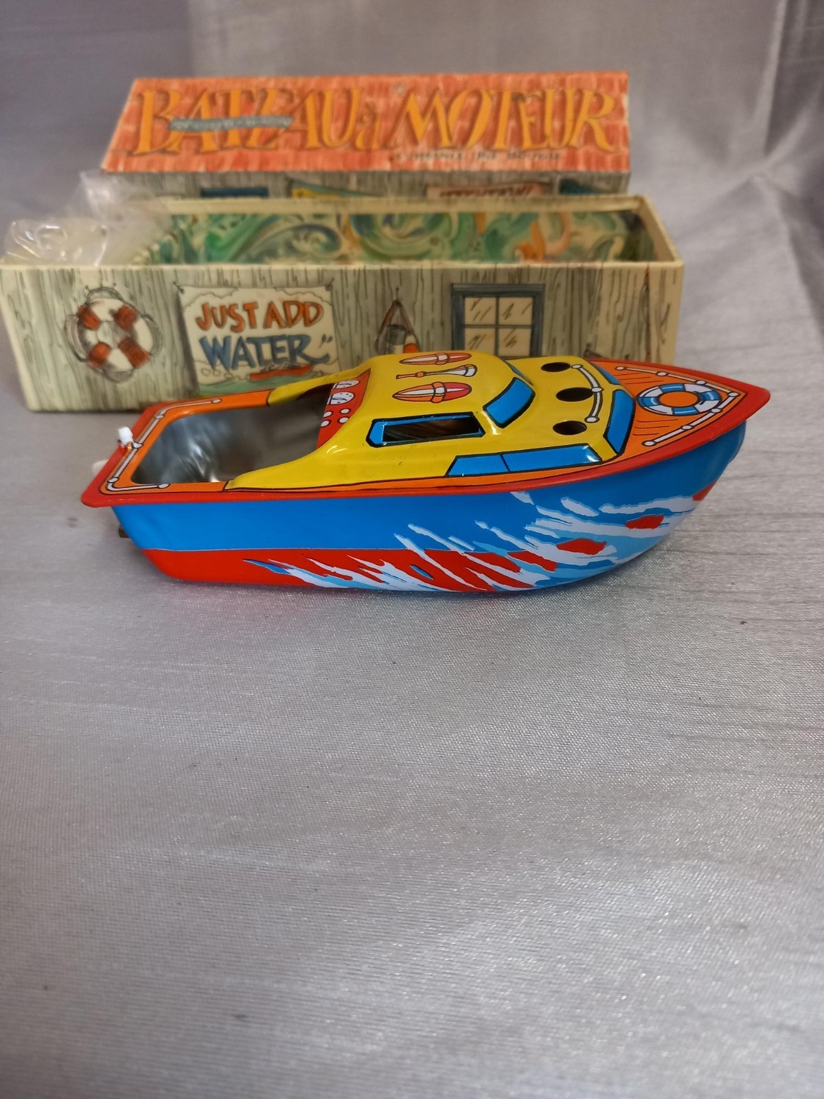 Tinplate Reproduction Power Boat One Candle Power Boxed NEW