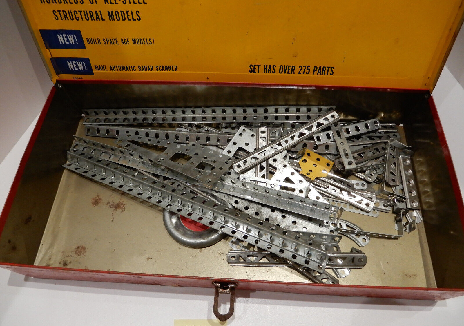 Vintage Gilbert Erector Set #10042 – Incomplete 3 Pounds 4 Ounces