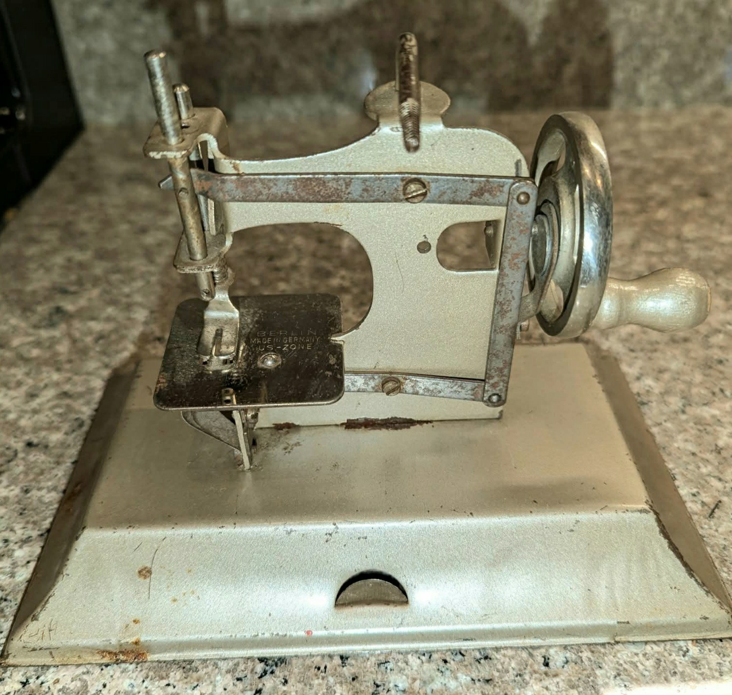 Antique c. 1945 KAYanEE Sewing Machine Mini Hand Crank Toy US Zone Germany