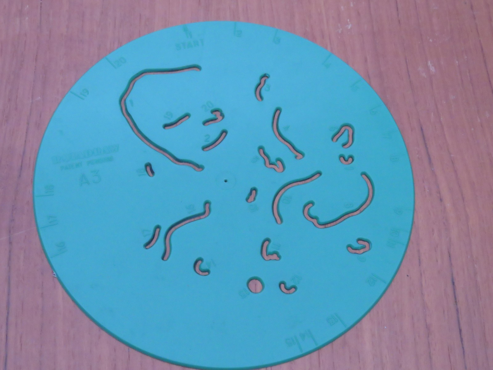 Vintage 1960’s Rota Draw Spirograph An Animal Project Plastic Discs x 6