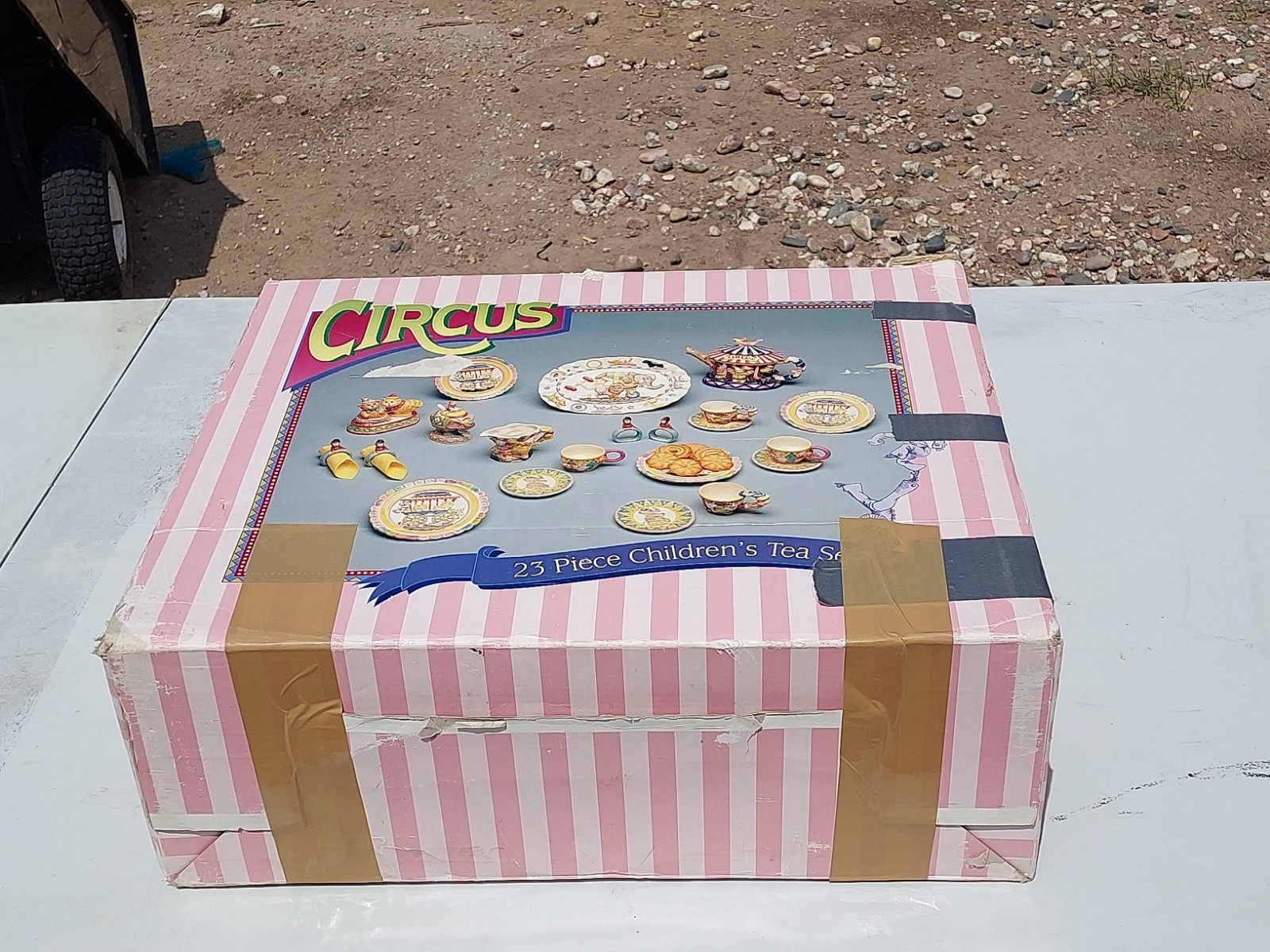 1995 VTG 23 PIECE HAND PAINTED MERCURIS CHILDRENS CIRCUS TEA PARTY SET W/BOX
