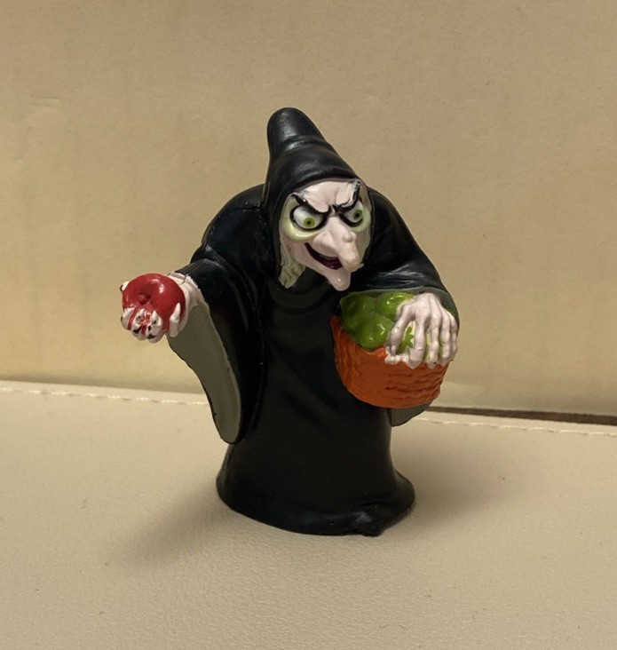 VTG 1993 Disney Snow White Evil Witch Hag Wicked Queen Villian PVC Figure Toy