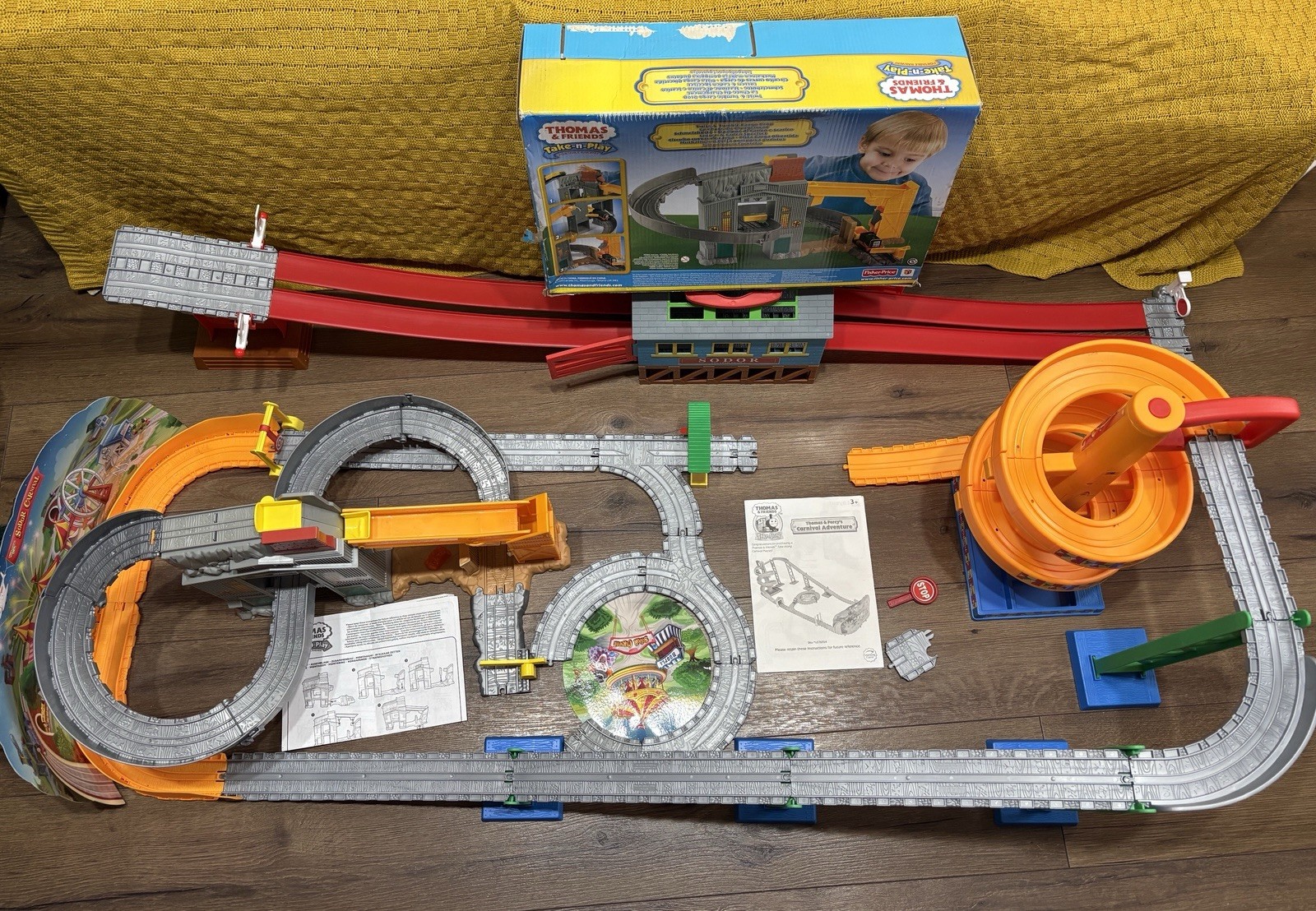 Thomas and Friends Take Along Fun Fair Playset, Sodor Covered Bridge, Cargo Drop