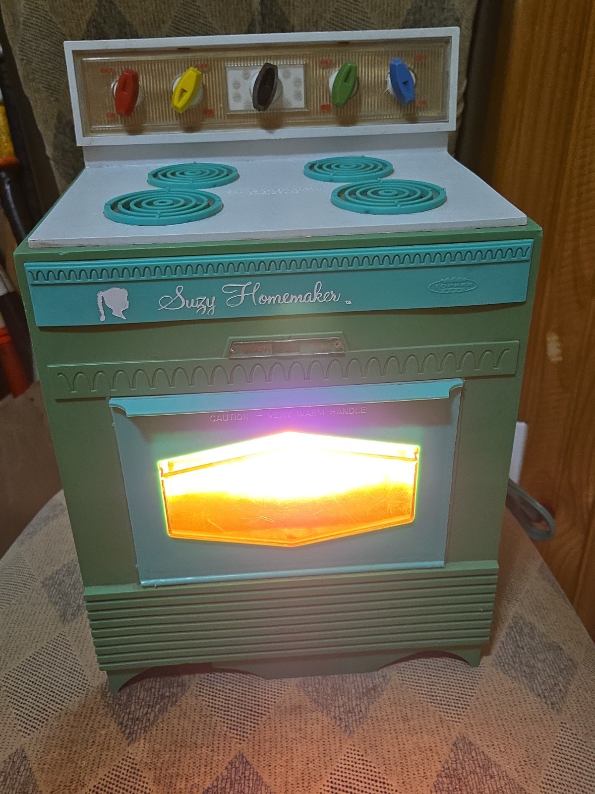 Vintage Suzy Homemaker Oven, 1960s Toy, Stove. Working, Topper Corp, used