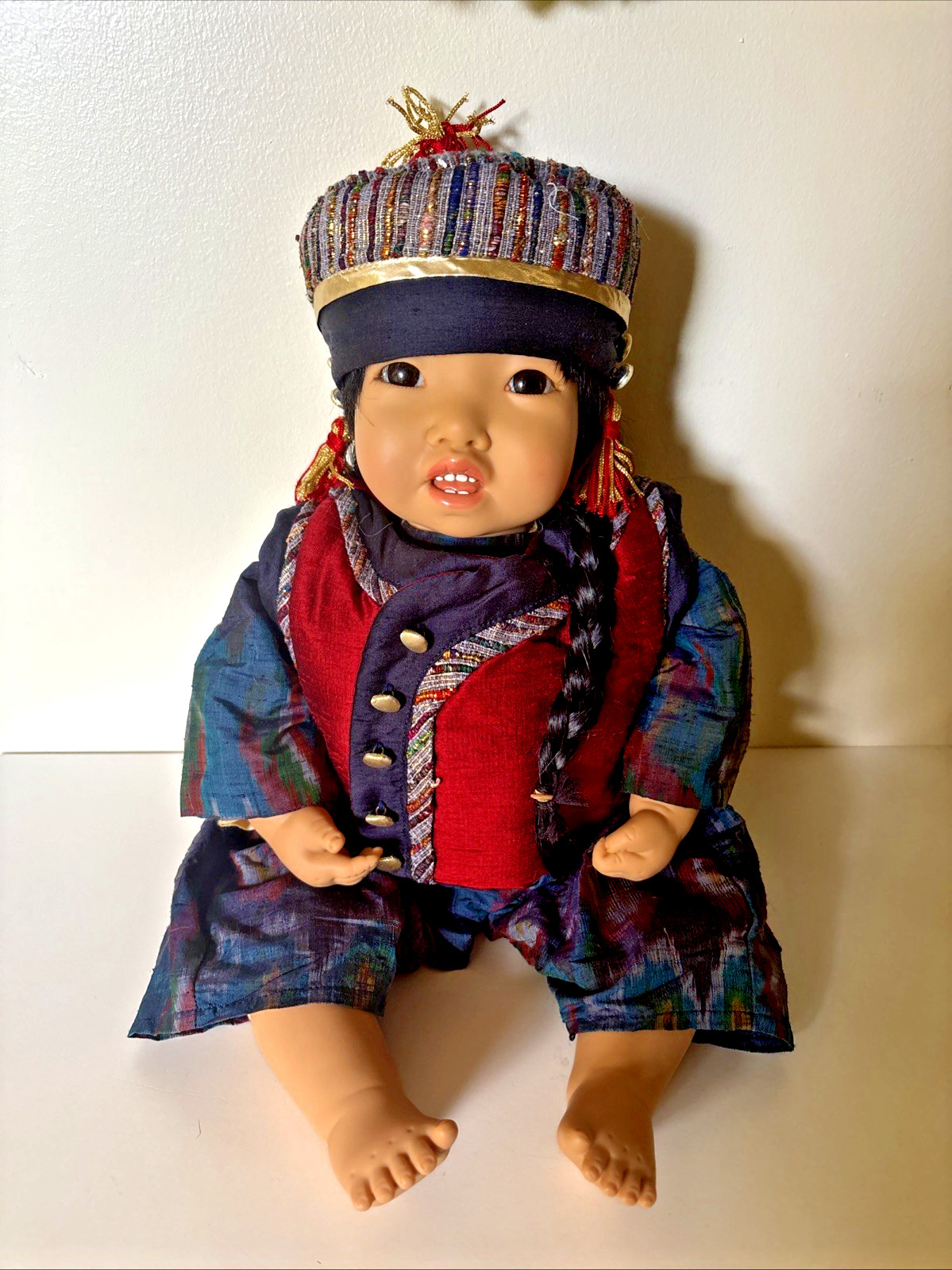 RARE Vintage Chinese Carlos Gotz ANOUK Doll Children of the World ’96 LOSSNITZER