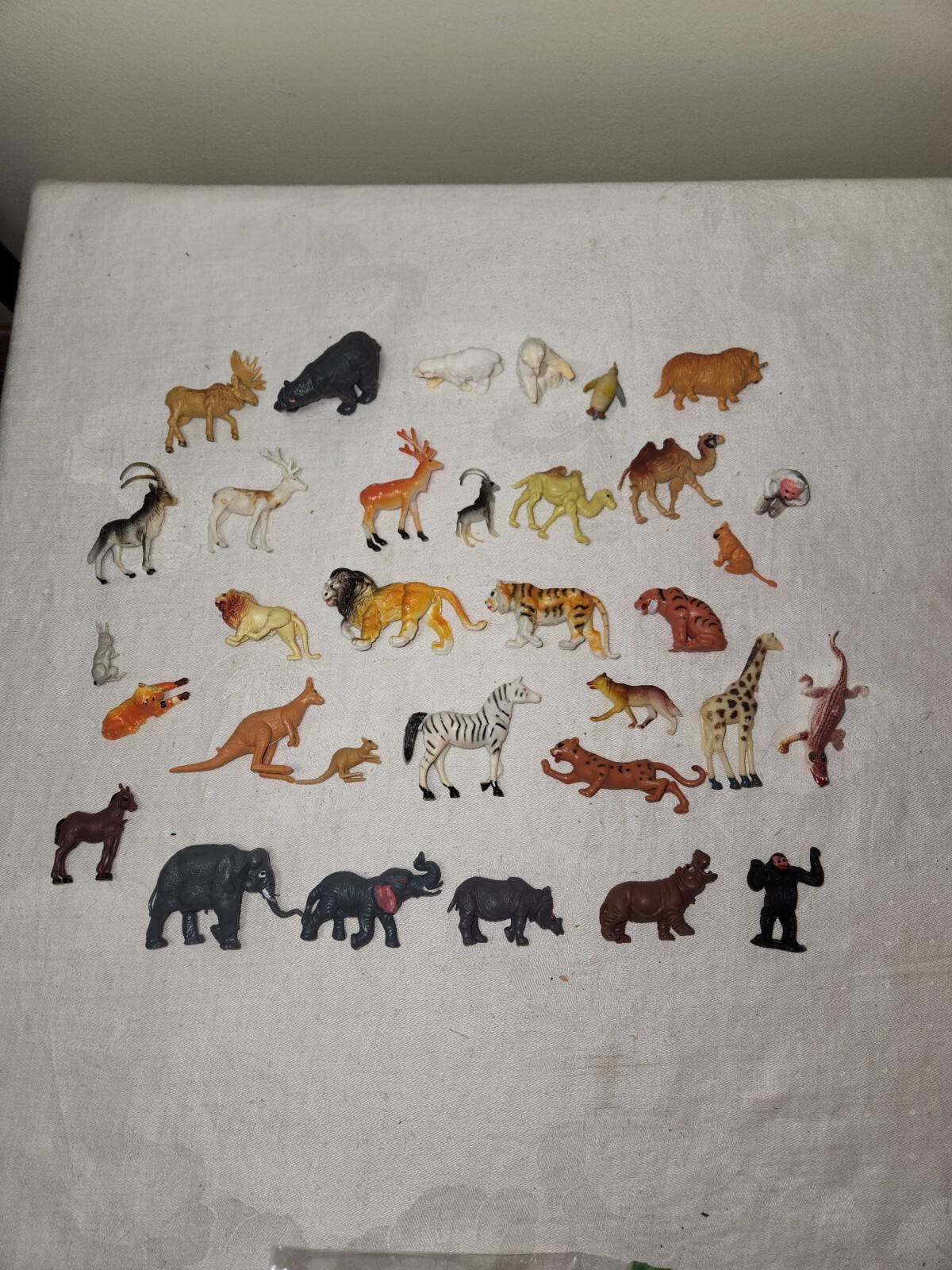 Vintage 1970s Toy Plastic Wild Animals Jungle Zoo 33 Pcs Hand Painted Hong Kong