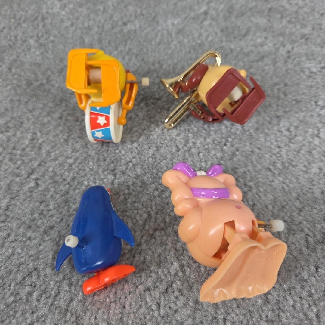 Vtg Lot of 28 Wind Up Toys 70’s 80’s Tomy Hong Kong japan Russ For Parts Only