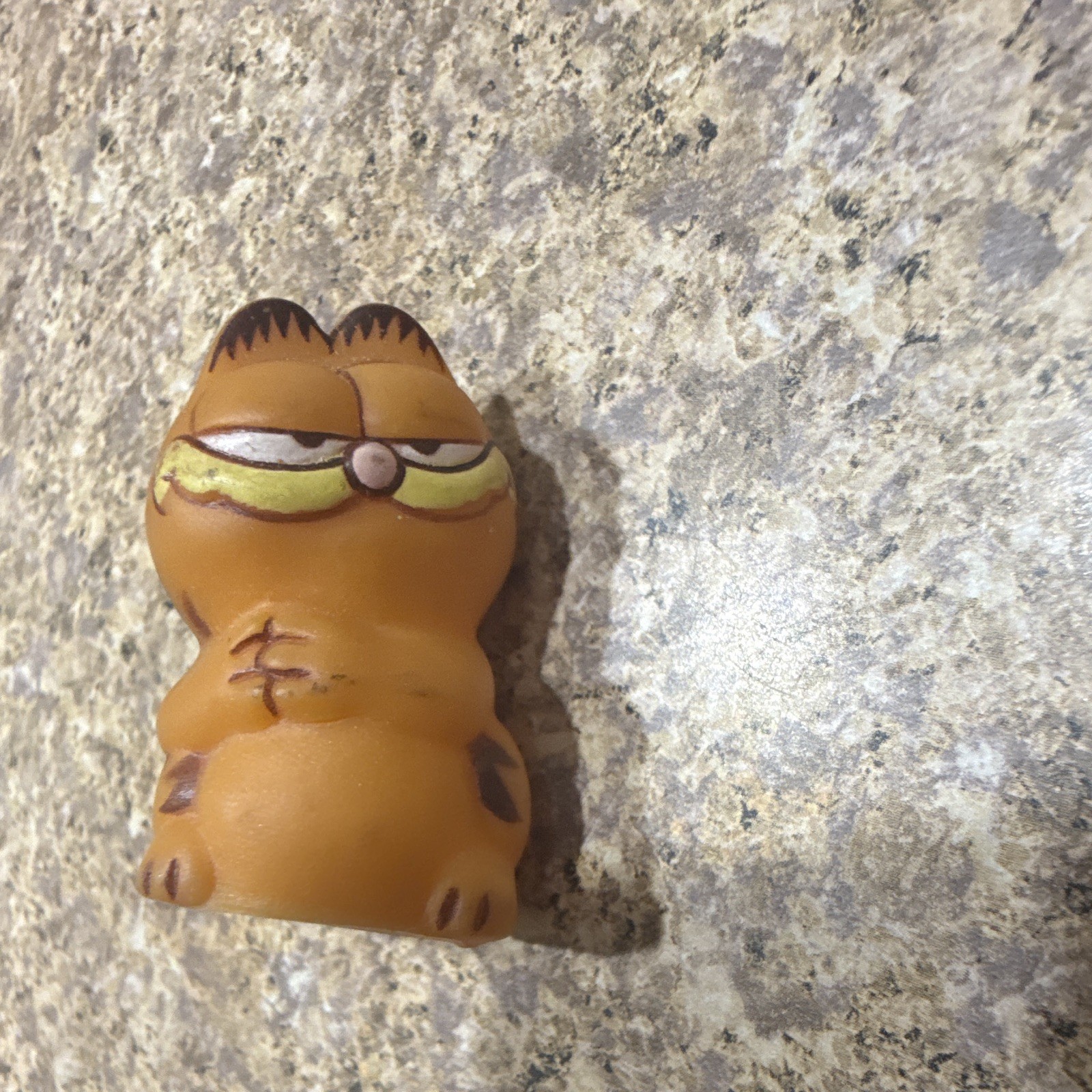 LuvPet Garfield Figure 1981 Vintage Toy Ages 4-7 8-11 Years