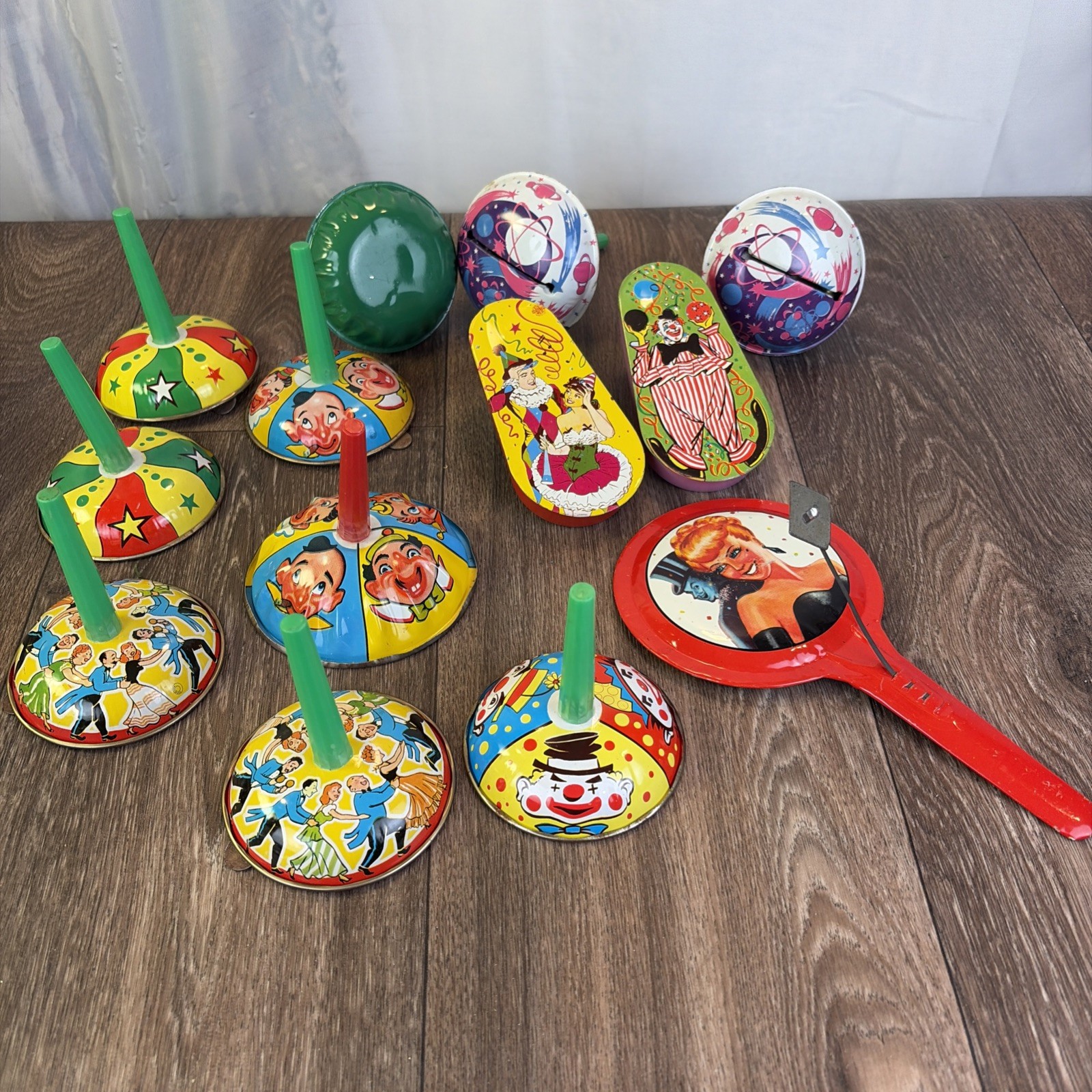 Vintage Lot of 13 Tin Litho Party Noise Makers Toys USA Clowns Clappers New Year