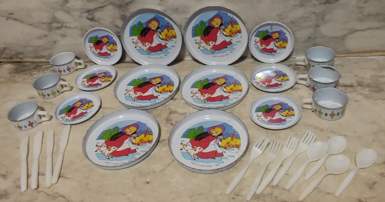 Vntg Mary Little Lamb Metal Tin Litho 18 Piece Dish Set – Plates, Saucers, Cups