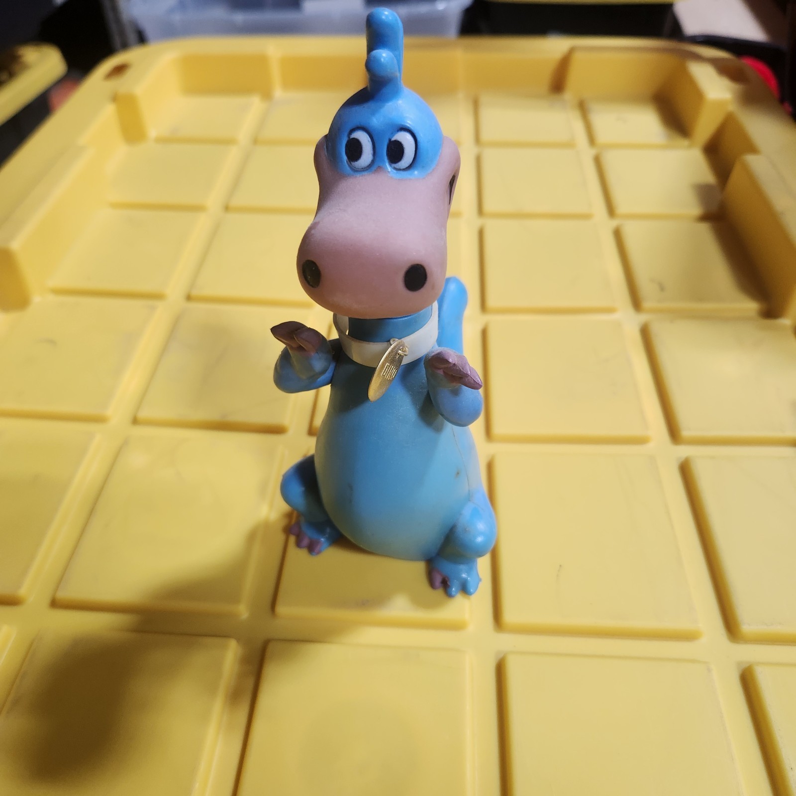 1970 Vintage The Flintstones Dino Dakin Figure Hanna Barbera W/ Name Tag D49