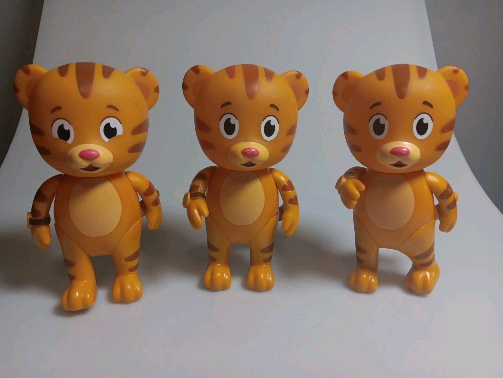 Set Of 3 Daniel Tiger 7″ Poseable Plastic Character Figures