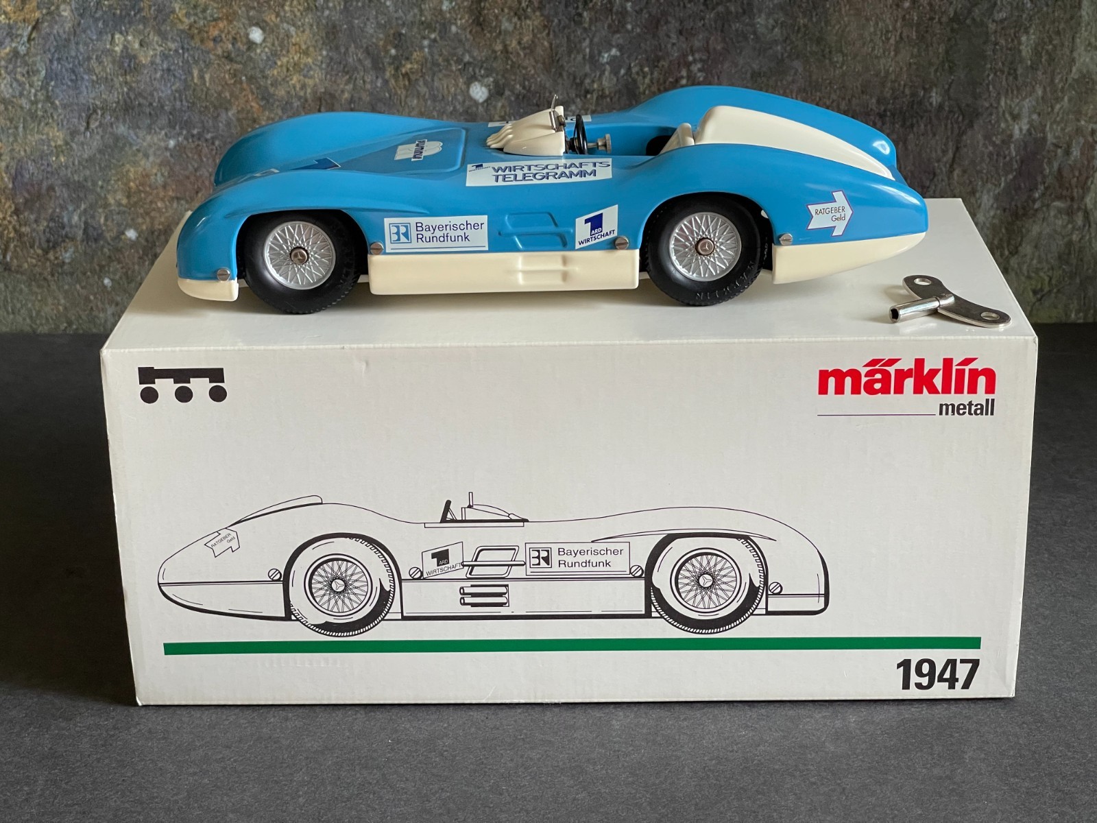 Marklin Metall Series 1947 Mercedes W196R Wind Up – 12 inch Length