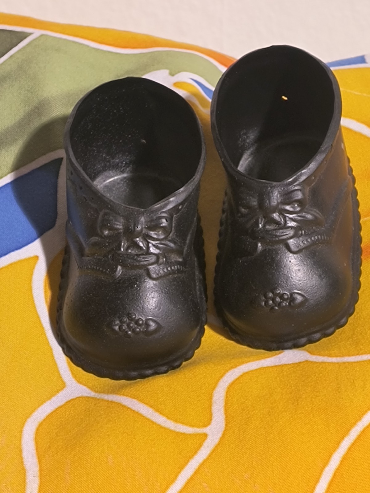 1 Pair Original EeGees Shoes for 24″ Ventriloquist Dummies Laurel, Hardy, Lester