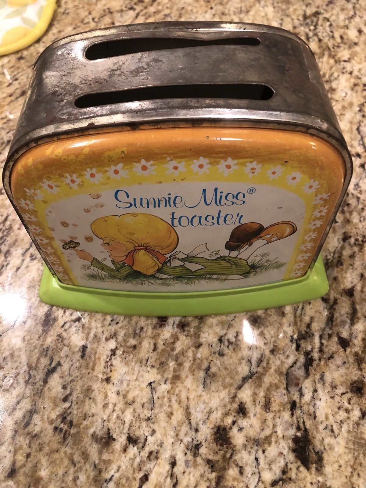 VINTAGE SUNNIE MISS CHILD’S RETRO TOY TOASTER Ohio Art Tin