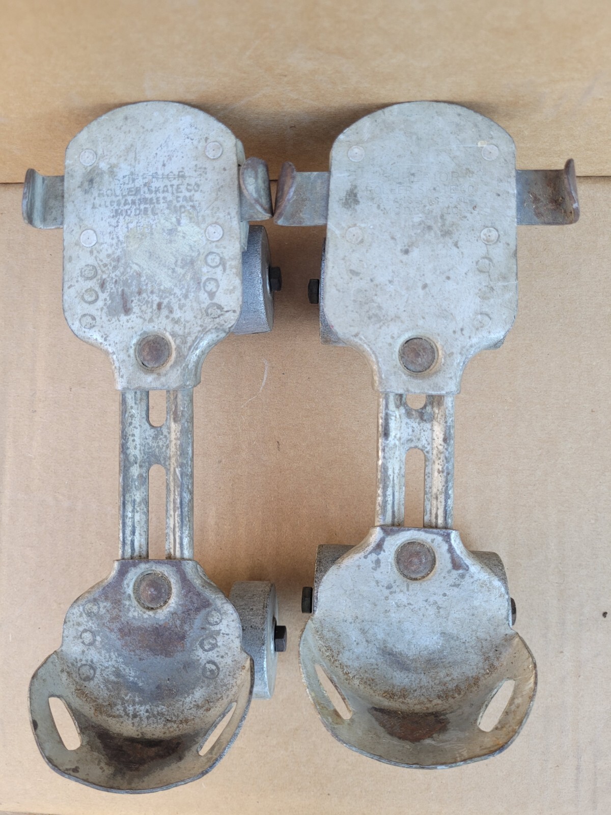Vintage Metal Roller Skates made by Superior Roller Skate Co. 1930s – 1950s