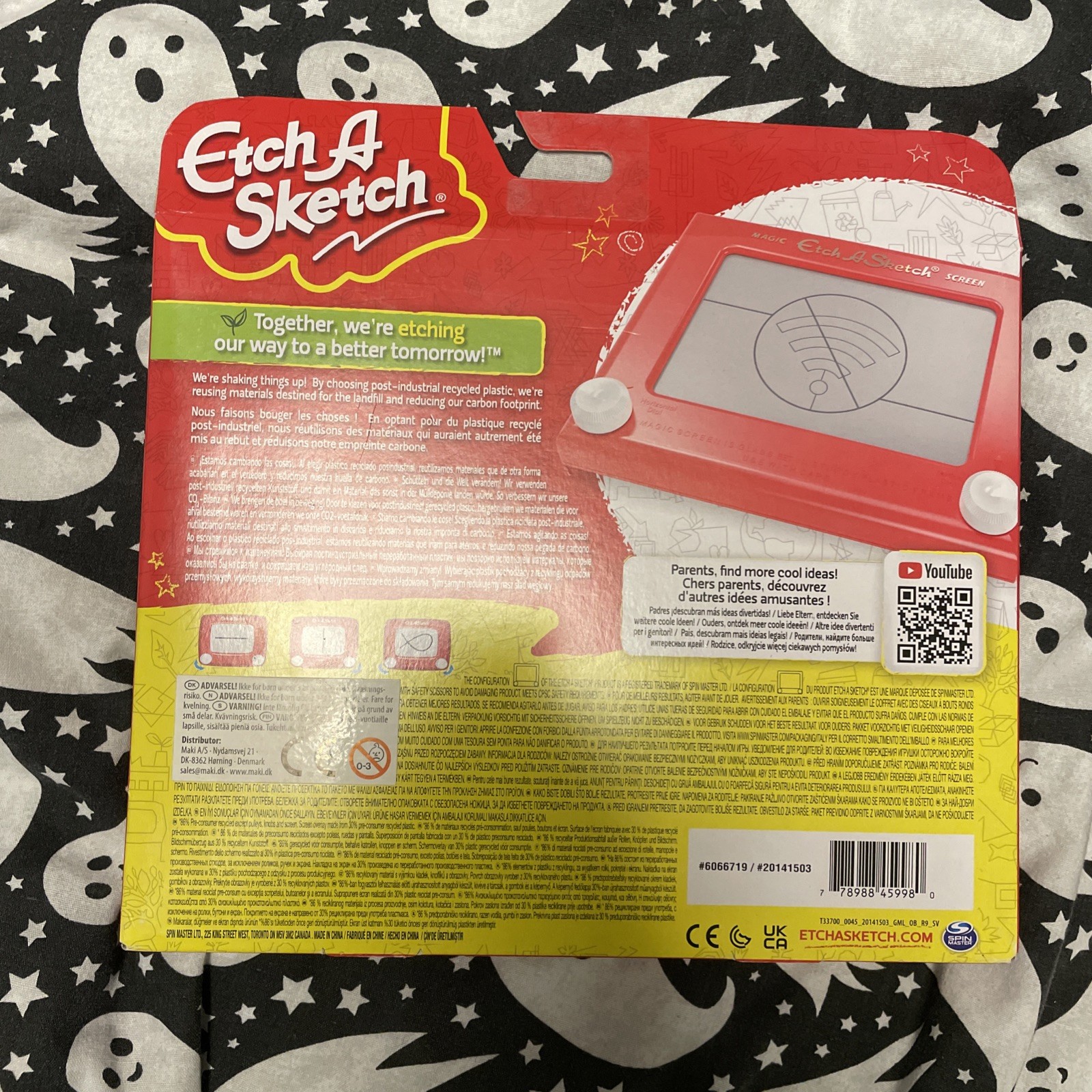 Etch A Sketch Classic, Drawing Toy with Magic Screen, for Ages 3 and up