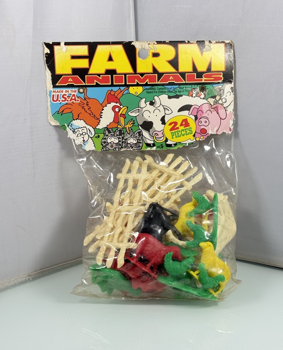 Vintage 24pc USA Plastic Farm Animals & Fencing 1970s 80s Play Set Set – SEALED