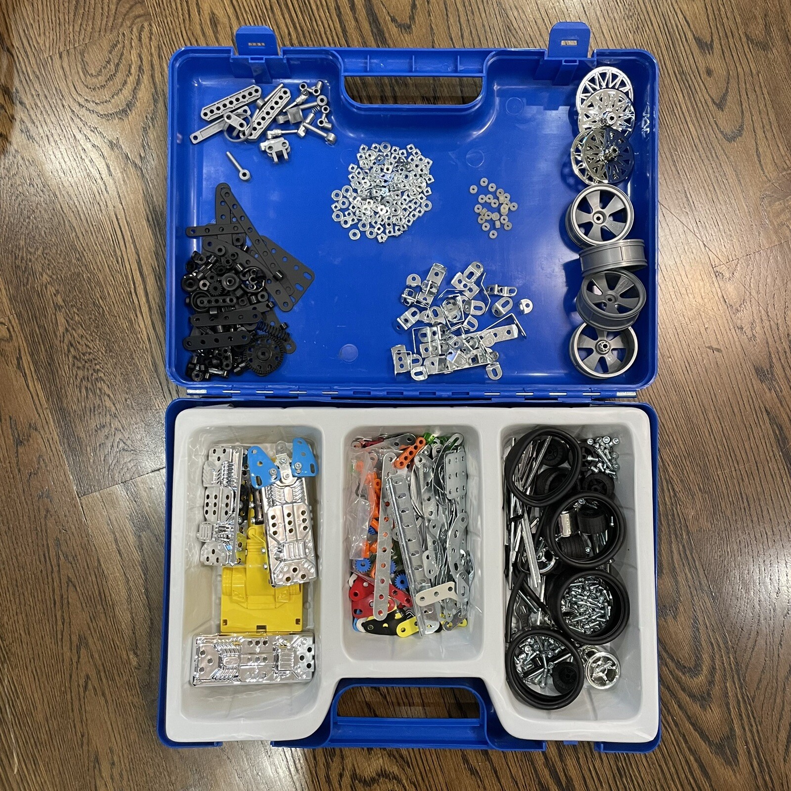 Gilbert Erector Set Parts Lot Small Pieces Screws Nuts Wheels Frames Gears RARE