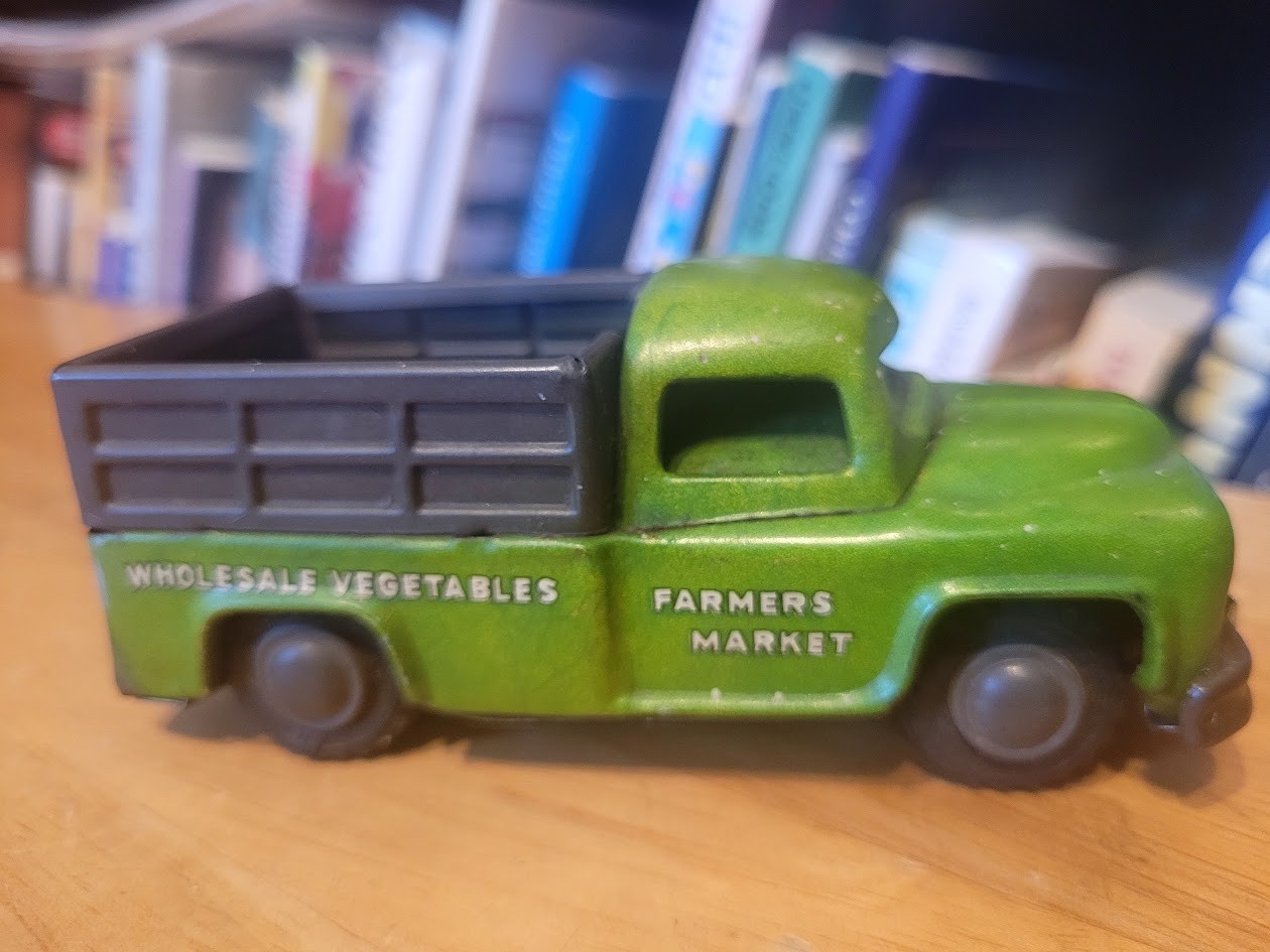 NICE 1950’s LINEMAR TIN FRICTION POWERED FARMER’S MARKET PRODUCE TRUCK