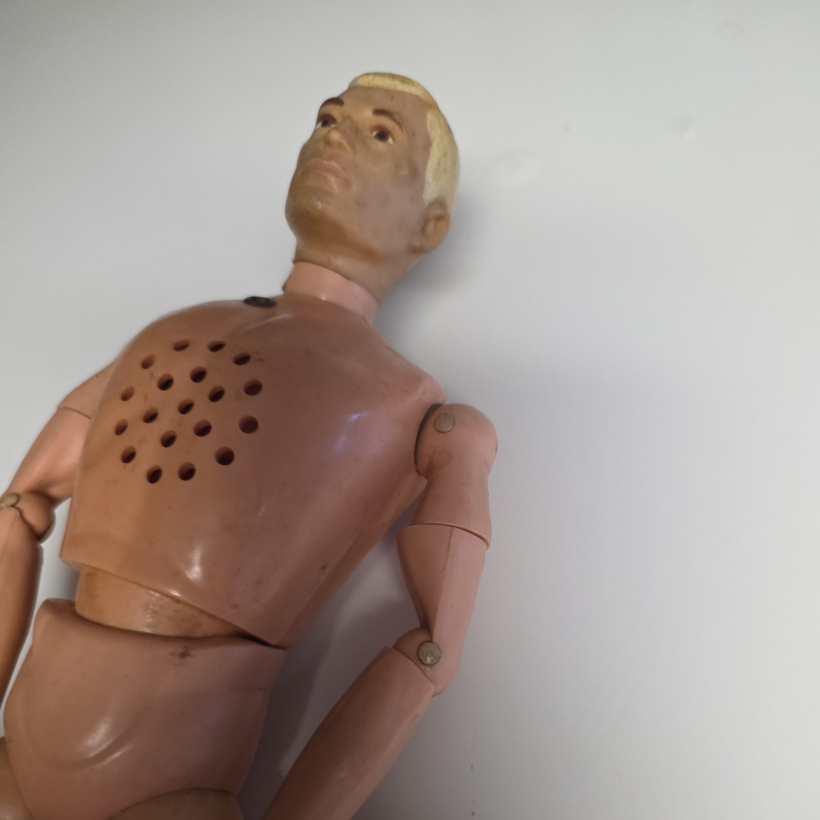 Vintage Hasbro 1960s GI Joe BLONDE Talking Action Soldier – See Description
