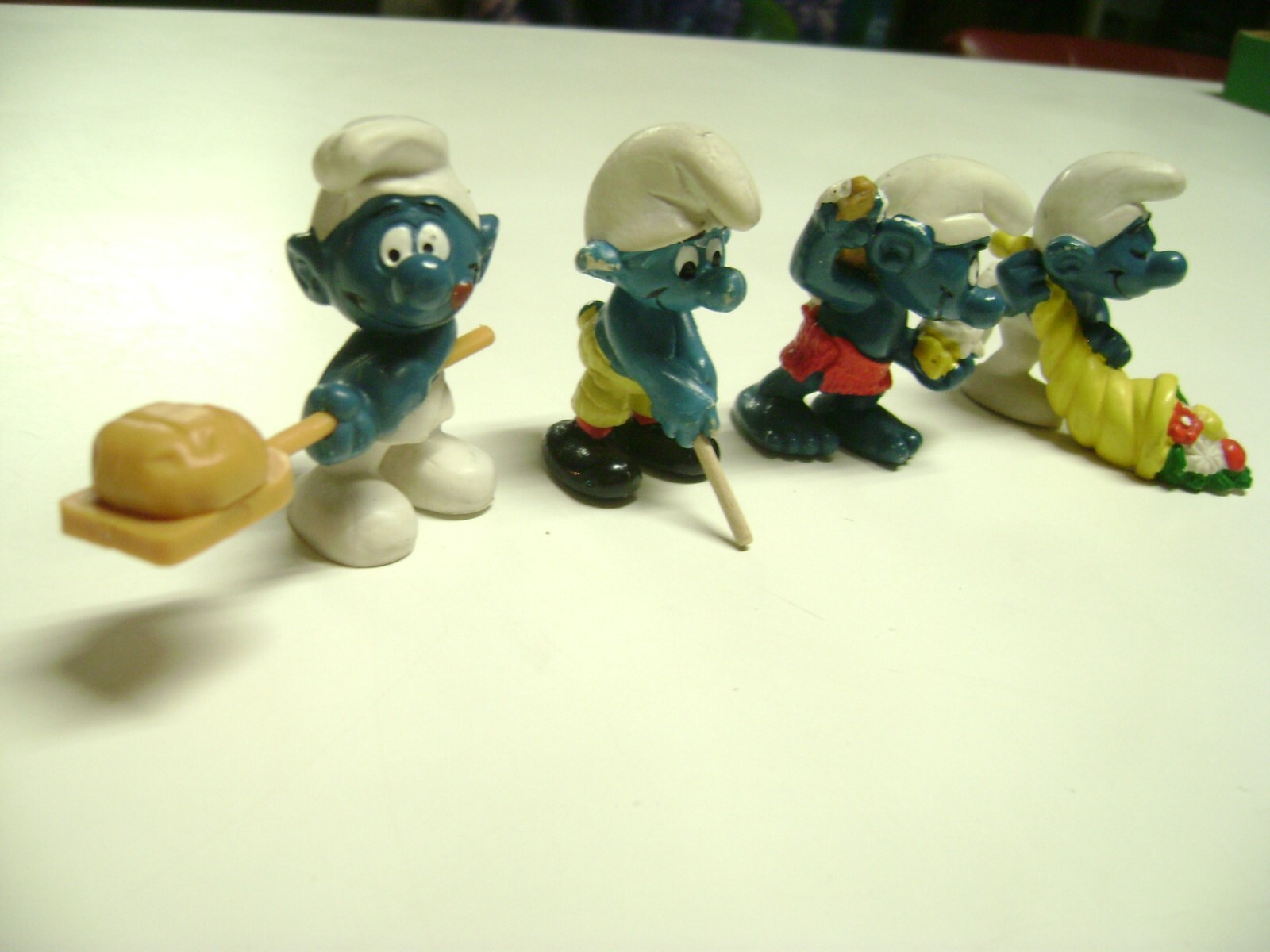 Vintage 1979 SMURFS Baker, Golfer, Back Scrubber Cornicopia, Peyo Vinyl Figures