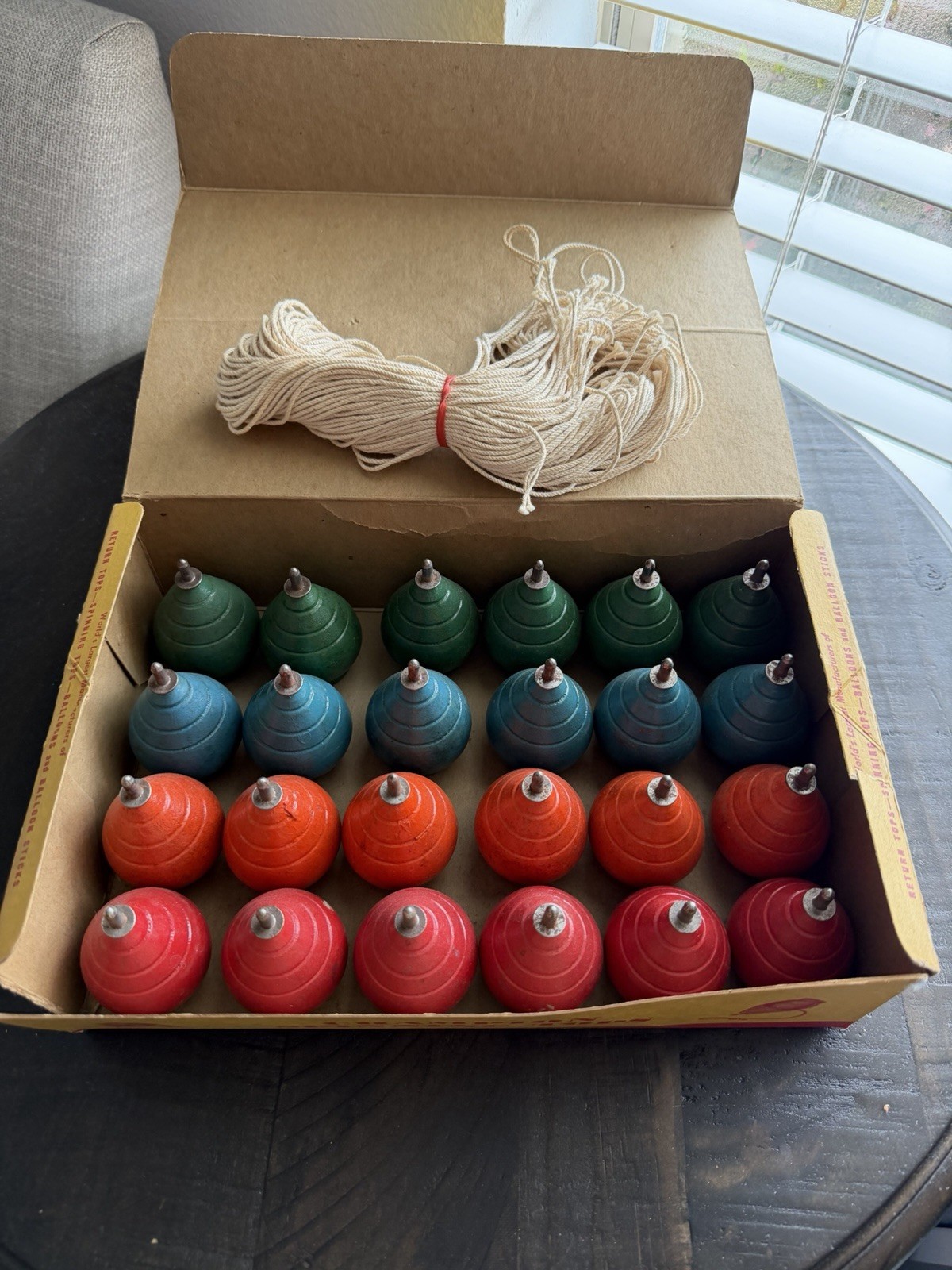 Sock-It Co Champion Spinning Tops & Strings Vintage Box Of 24: NEW – OLD STOCK