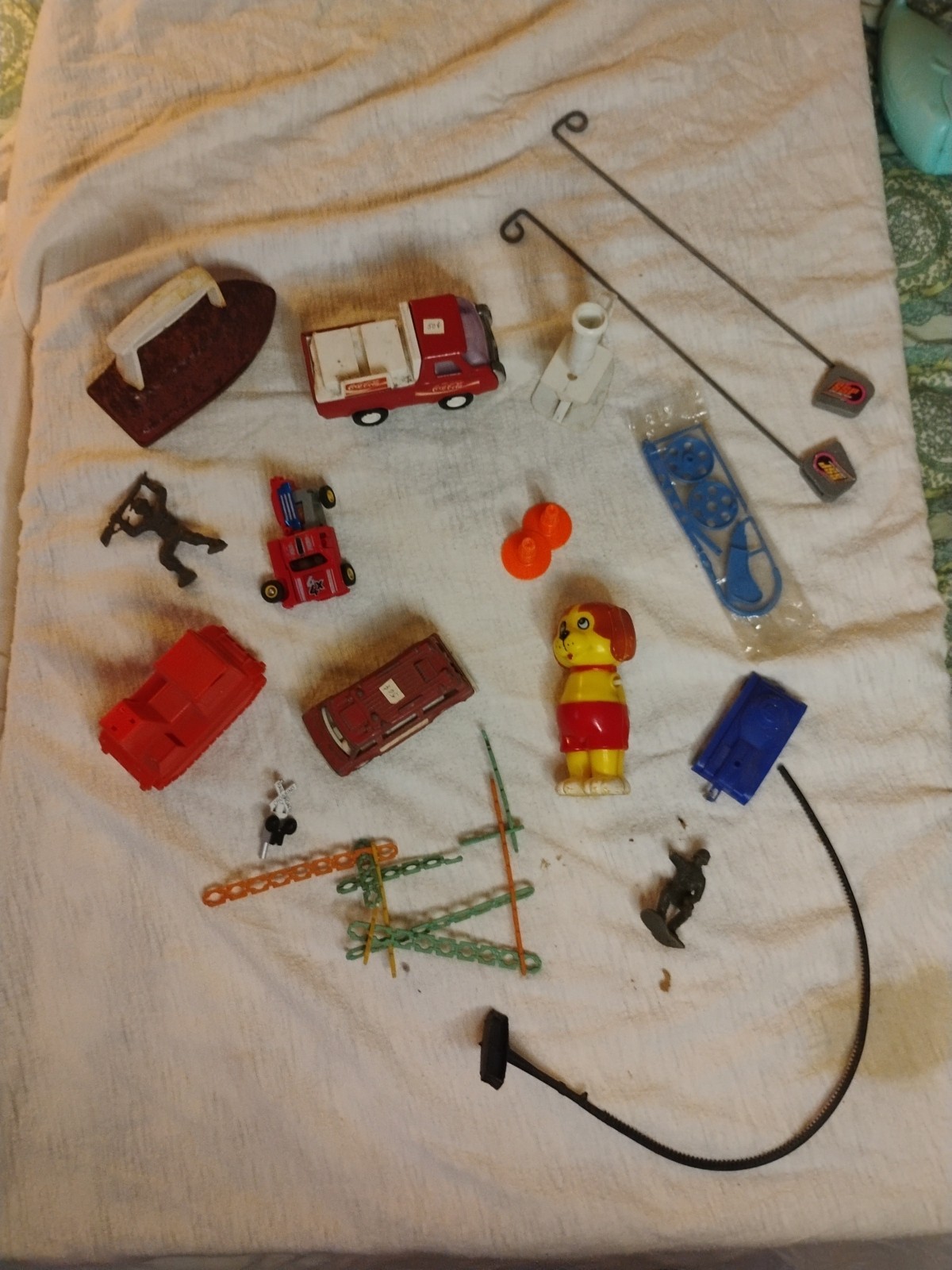 Vintage Mixed Toy Lot For Parts