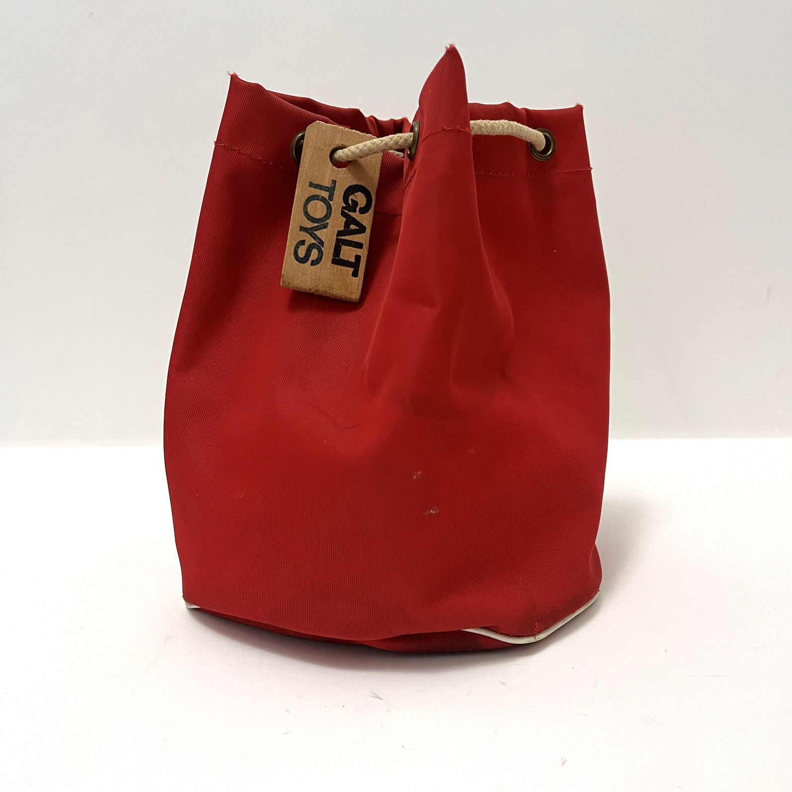 GALT TOYS Vintage Wooden Building Blocks in Drawstring Bag