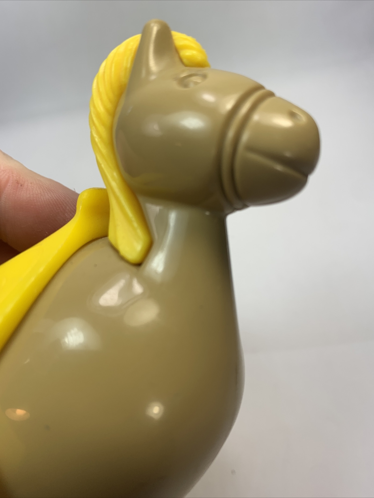 RARE Weebles West Hasbro Tan Horse Yellow Saddle Variant Not common Figure
