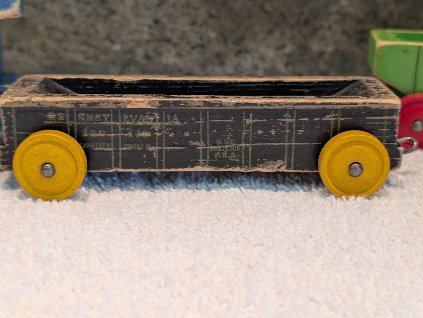 Vintage Strombecker Wooden Toy Train 4 Piece Set Made In USA 1950s