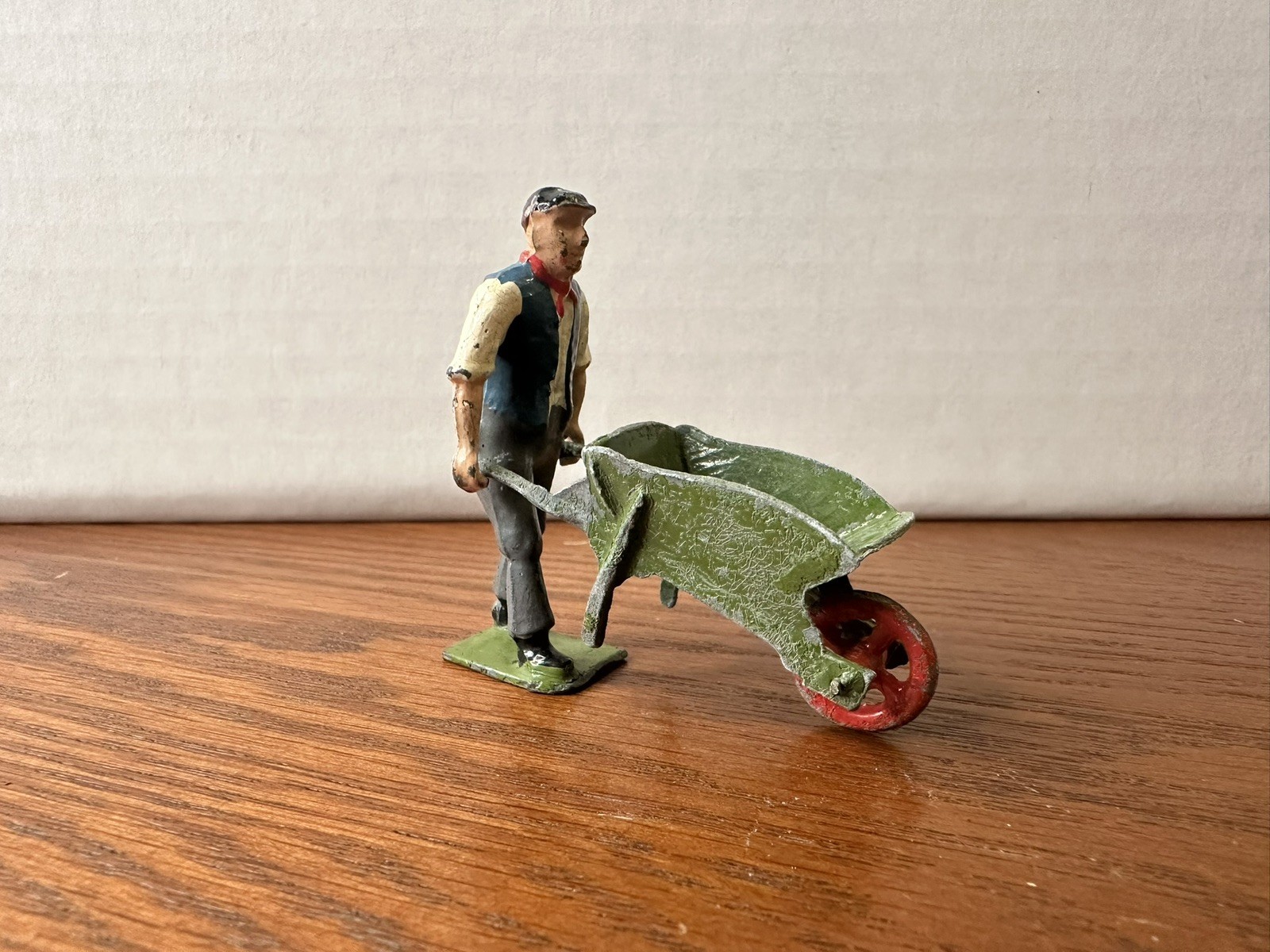 Vintage 1907-1920 Britains Ltd Proprietors Hollow Cast Lead Wheelbarrow and Man