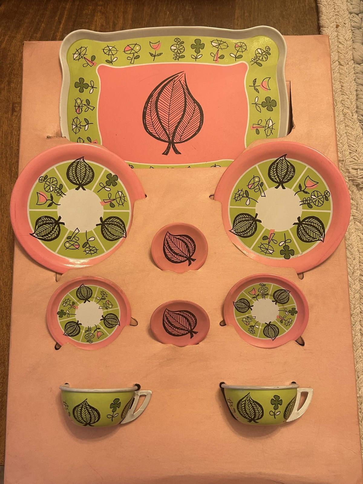 VINTAGE OHIO ART~MID CENTURY TIN LITHO CHILD’S ATOMIC LEAVES SET #407~9 PC w/BOX