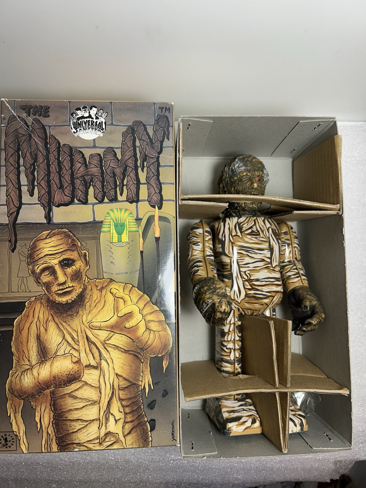 UNIVERSAL STUDIOS TIN WIND-UP MECHANICAL TOY MONSTER THE MUMMY. 1 OF 5. 1991