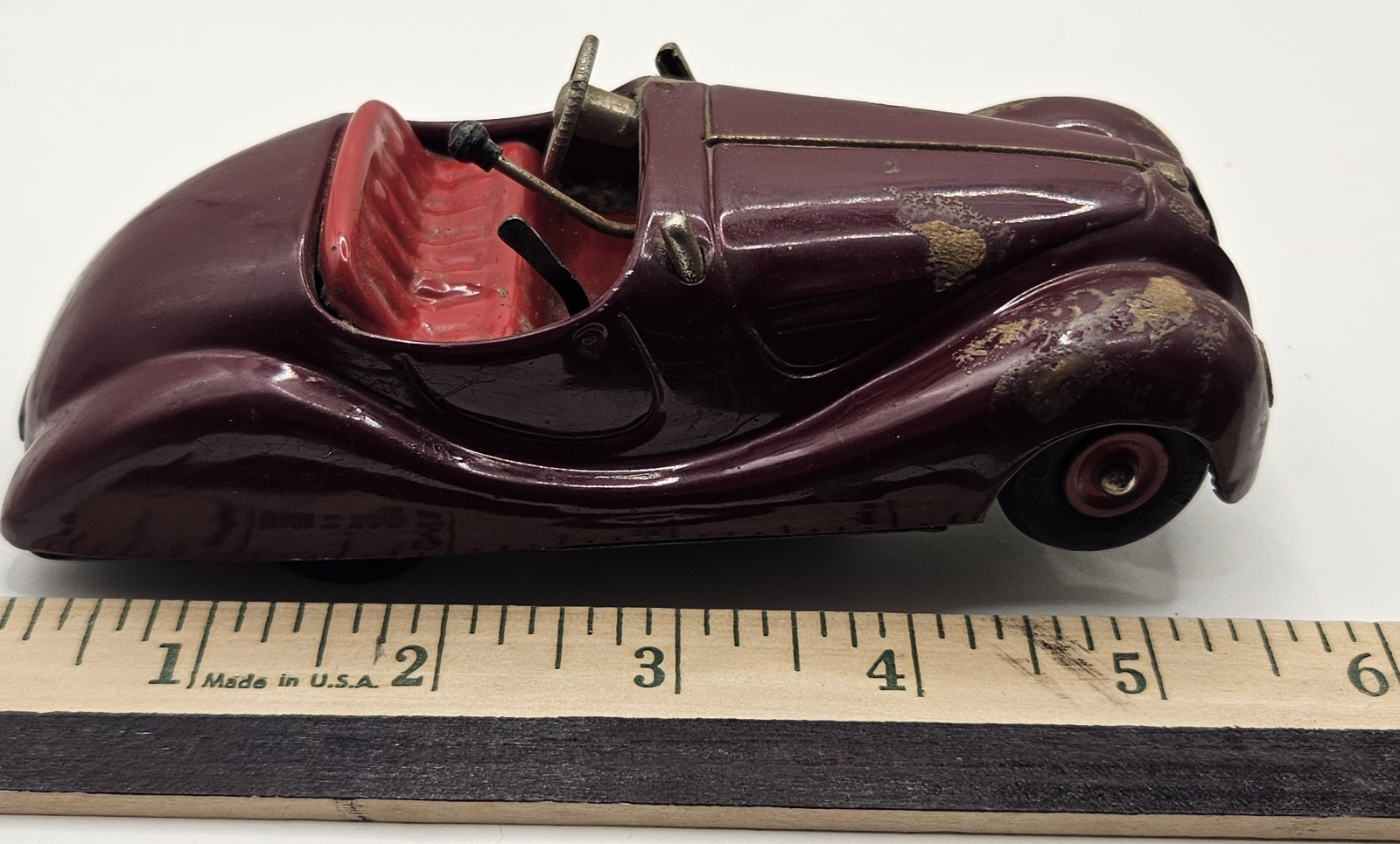 VINTAGE TIN WIND-UP TOY CAR Clockwork #4001 A9