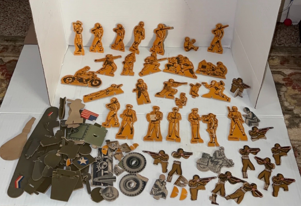 Built-Rite WW2 Era Lot of Toy Soldiers Plane Parts Military US Army lot #2