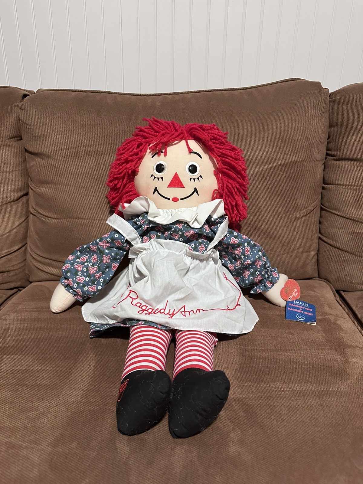 Raggedy Ann Cloth Doll 25” Classic Red Yarn Hair Embroidered Apron, Hasbro 2002