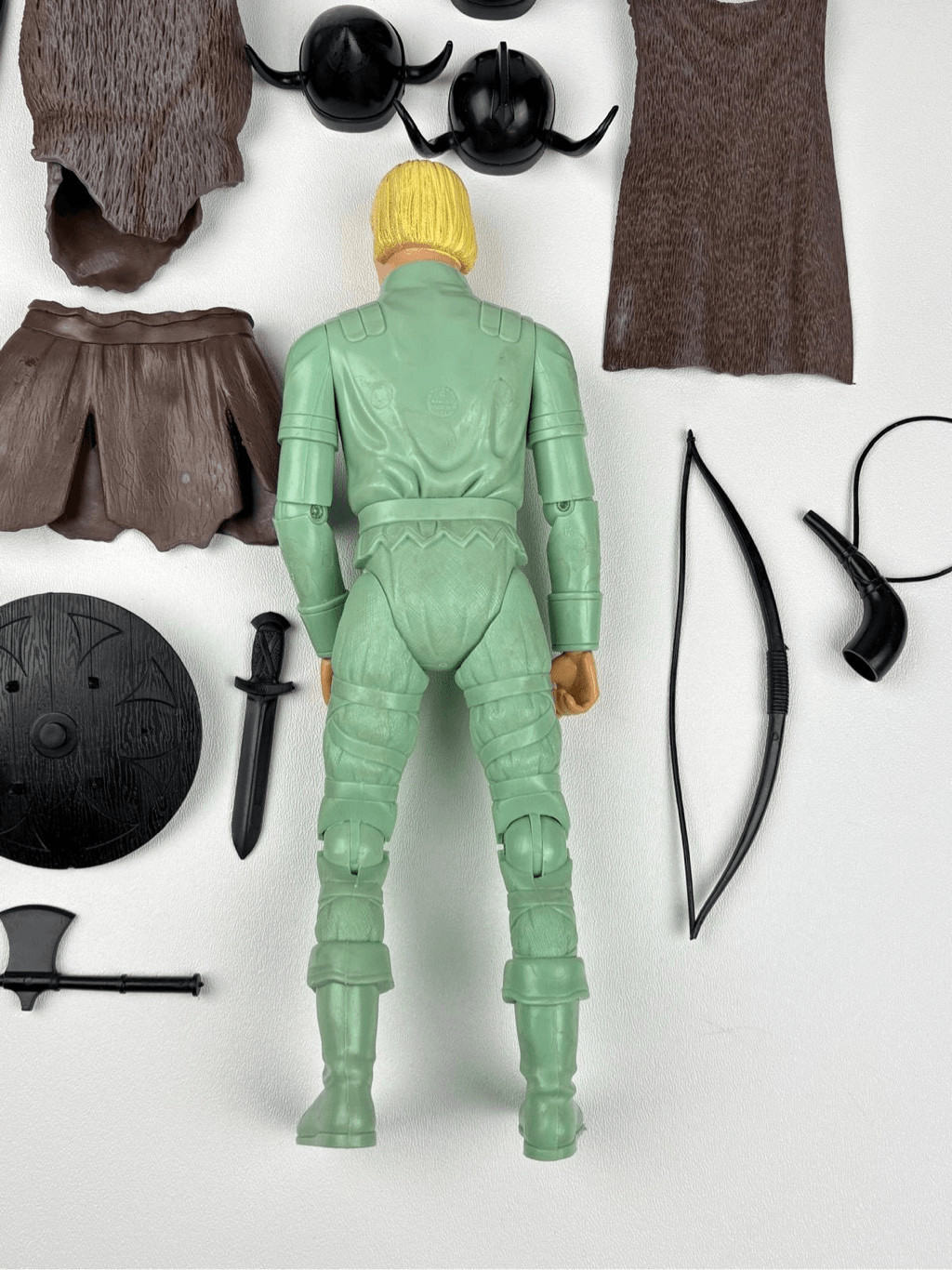 Vintage 1969 Louis Marx Mighty Viking Brave Erik w/ Accessories USA EW2668
