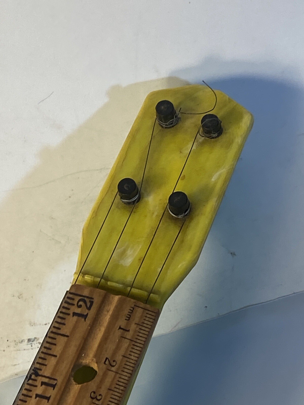 Vintage Toy 15” Uke A Doodle Marbled Yellow and Green Plastic W/Cowboys c1947