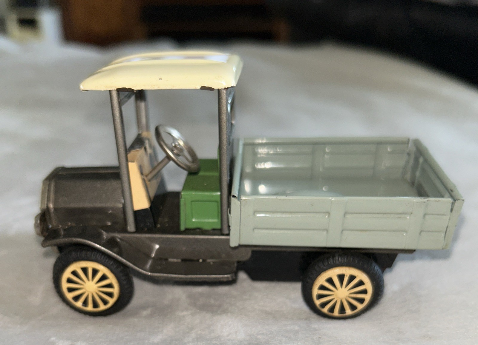 Vintage 1950s Tin Friction Ford Cragstan Model T Pickup Truck Japan