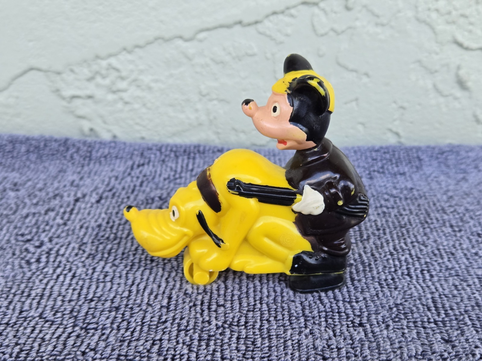 1950s’/60’s Marx Mickey Mouse Hunting With Pluto Plastic Ramp Walker Toy