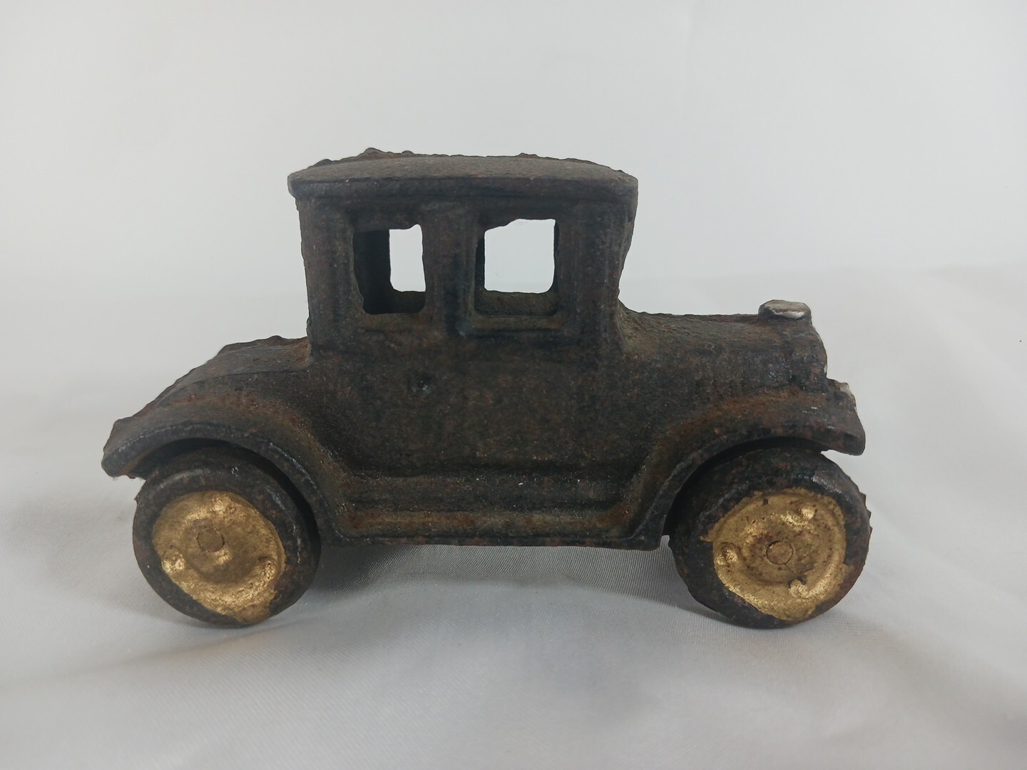 Antique Arcade Cast Iron Toy Ford Model T Car Coupe Sedan 4 inch