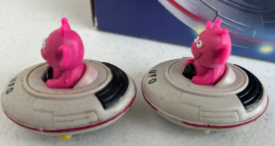 18 Vintage Attack Alien Russ Berrie Pull Back Wind Up UFO’s In Store Display